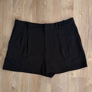 Madewell Easy Pleated Trouser Shorts in Black